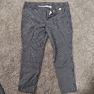 Old Navy Black & White Grid Check Pixie Pants, NWT